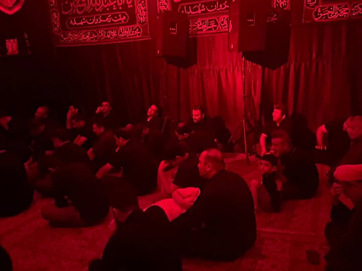 تصاویر/ عزای حسینی در کنار بقعه متبرکه امامزاده ناصرالحق (ع)، مروّج بزرگ تشیع در ایران