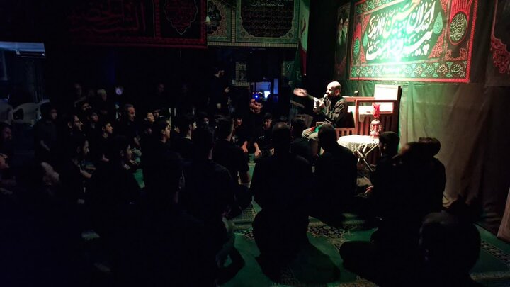 تصاویر/ شب پنجم عزای حسینی در کنار بقعه متبرکه امامزاده سید عابدین (ع) قائمشهر