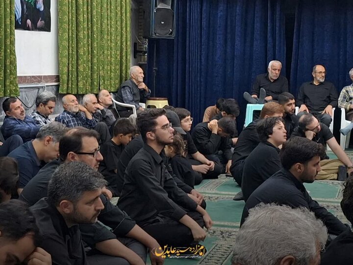 تصاویر/ شب پنجم عزای حسینی در کنار بقعه متبرکه امامزاده سید عابدین (ع) قائمشهر