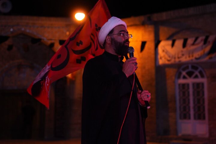تصاویر / مجلس سوگواری حضرت امام حسین علیه الاسلام قزوین در محوطه مدرسه علمیه شیخ الاسلام قزوین