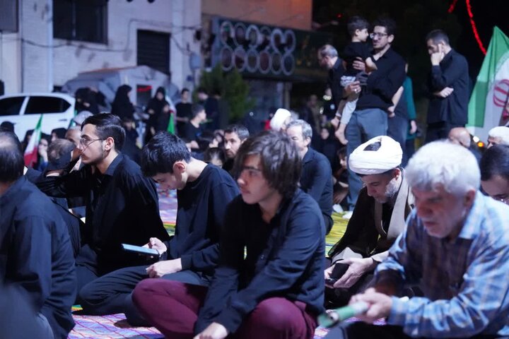 تصاویر / مجلس سوگواری حضرت امام حسین علیه الاسلام قزوین در محوطه مدرسه علمیه شیخ الاسلام قزوین