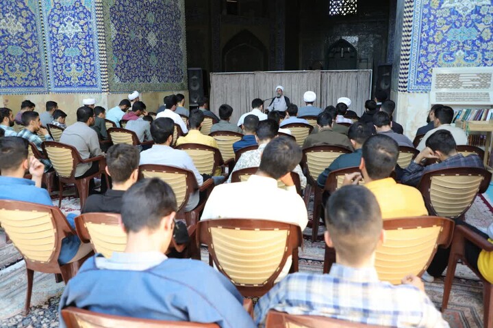 تصاویر | کرسی آزاداندیشی «افق‌های نو در نظام آموزشی حوزه» در اصفهان