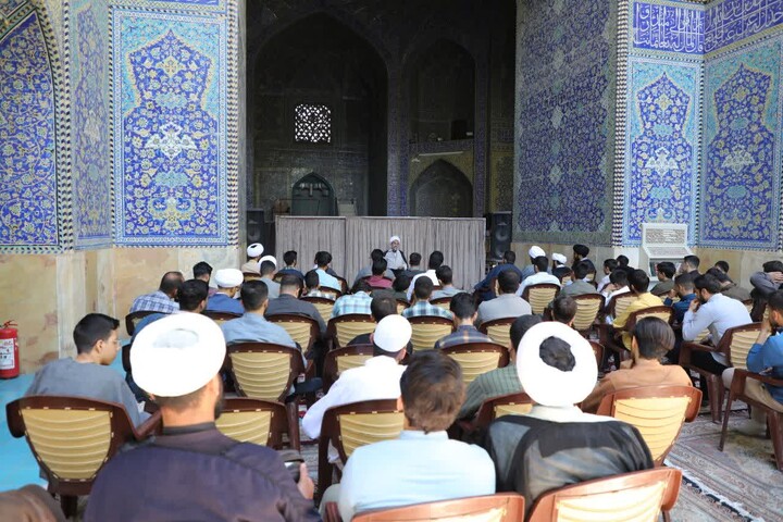 تصاویر | کرسی آزاداندیشی «افق‌های نو در نظام آموزشی حوزه» در اصفهان