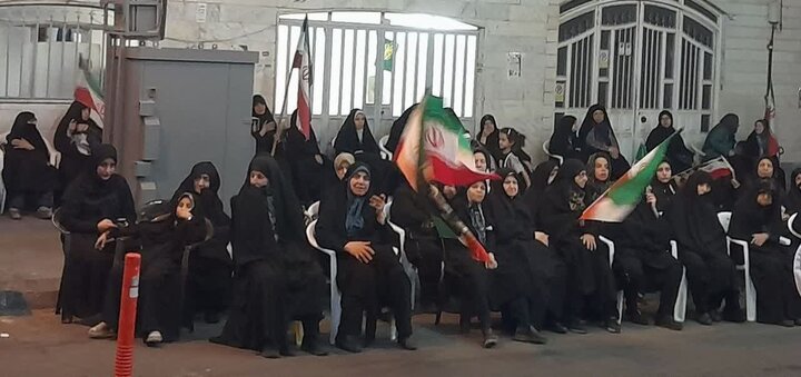 تصاویر/ صد و هشتمین اجتماع نمازگزاران مسجد صاحب الزمان (ع) منطقه ۱۴ تهران در دفاع از انقلاب و وطن