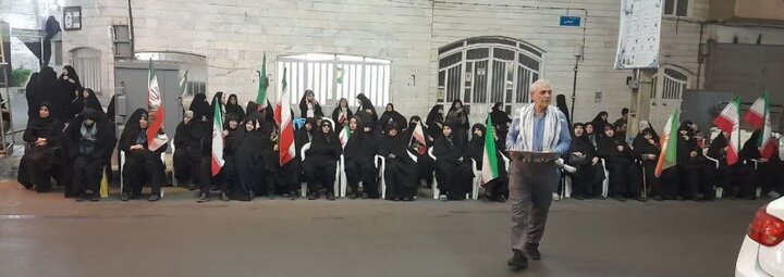 تصاویر/ صد و هشتمین اجتماع نمازگزاران مسجد صاحب الزمان (ع) منطقه ۱۴ تهران در دفاع از انقلاب و وطن