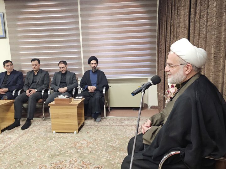 تصاویر