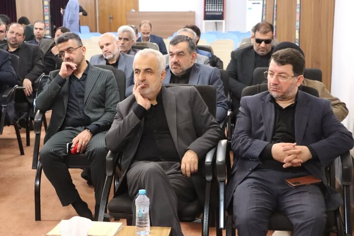 تصاویر/ دیدار رئیس کل دادگستری و مسئولان قضایی استان با نماینده ولی فقیه در مازندران