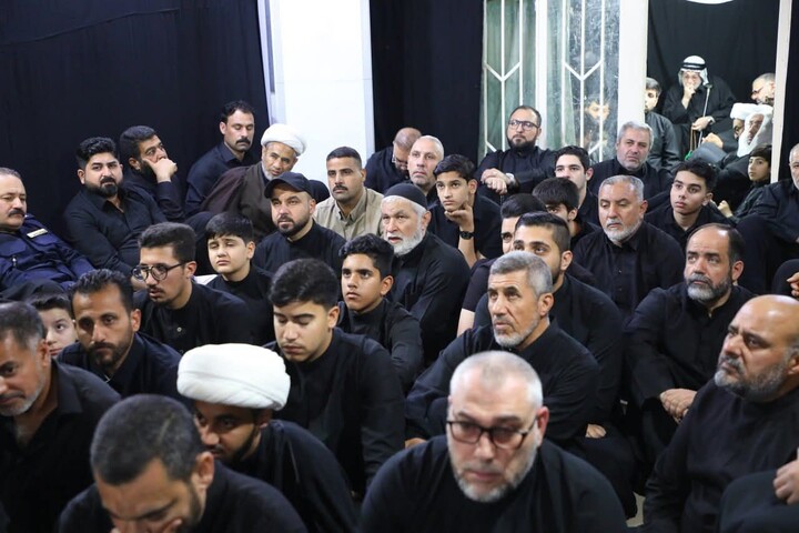 تصاویر/ برگزاری دهه مجالس محرم در دفتر آیت‌الله العظمیٰ شیخ بشیر نجفی نجف اشرف