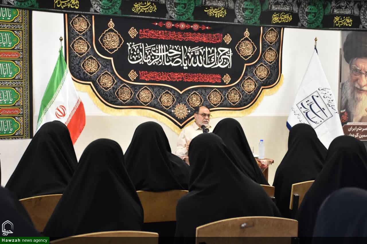 زن مسلمان در میدان تبیین، مقاومت و تمدن‌سازی نقش‌آفرین است