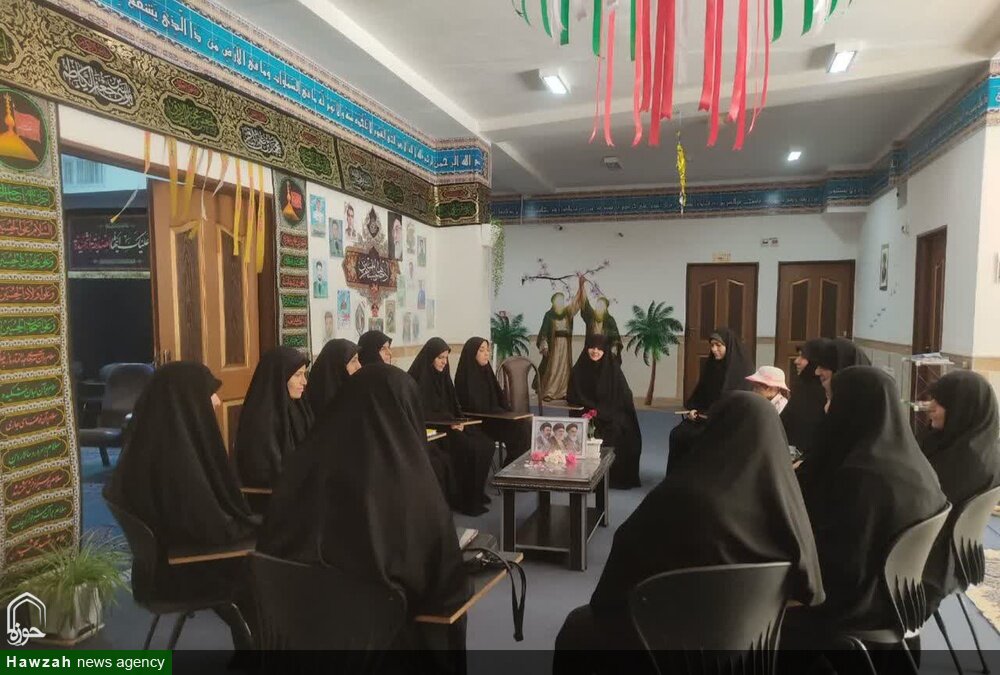 تشکیل جلسه قرارگاه فرهنگی در مدارس علمیه خواهران لرستان