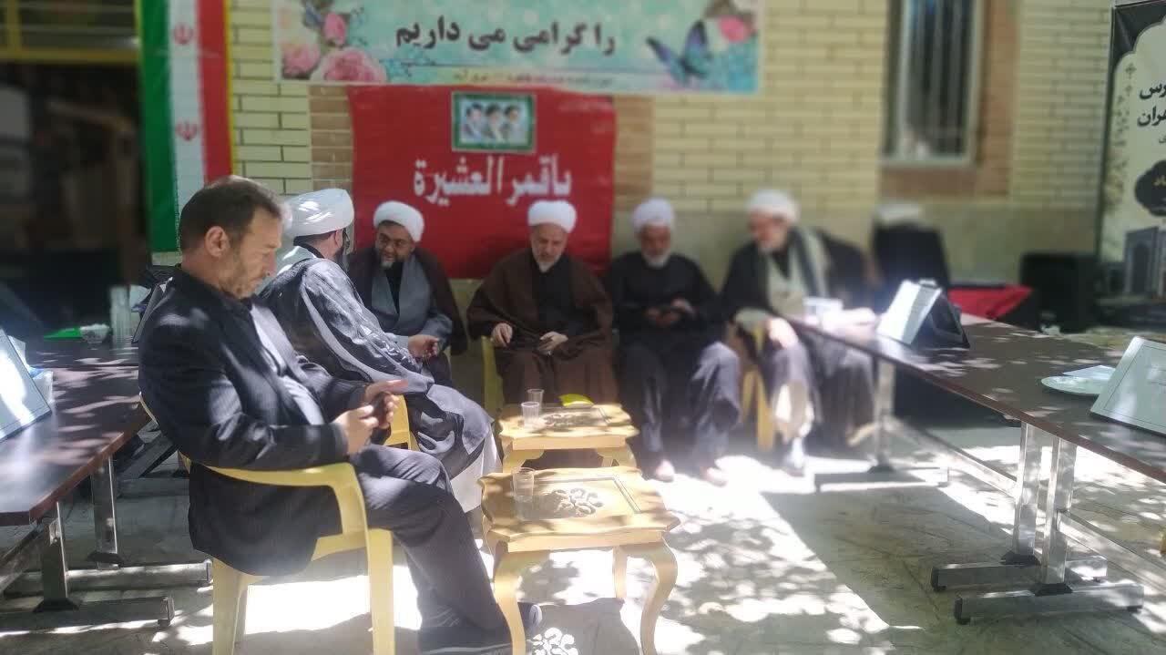 اجلاس مدیران مدارس علمیه خواهران استان مرکزی در غرق‌آباد برگزار شد