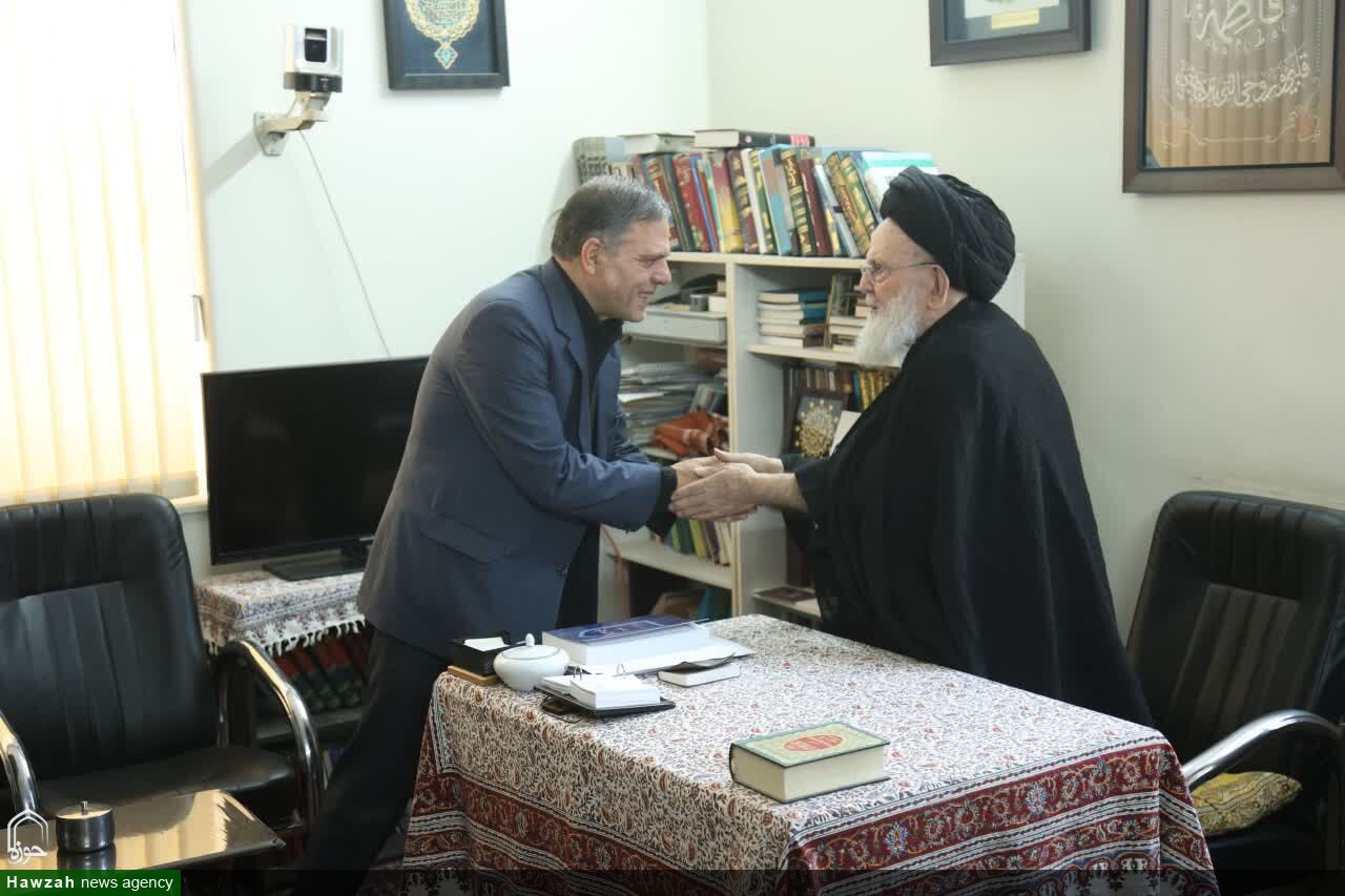 تشریح اقدامات بازسازی جنگ رمضان در نشست استاندار زنجان با آیت‌الله حسینی زنجانی