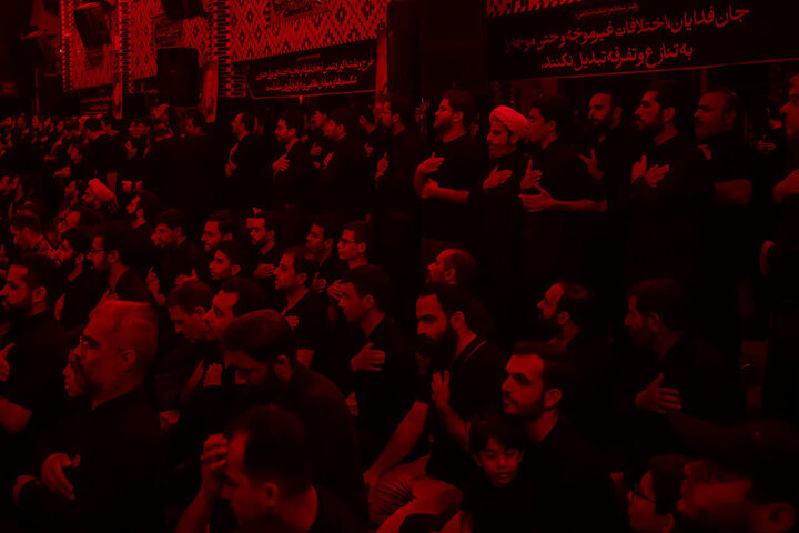 تصاویر/ شب ششم محرم هیئت ضد صهیونیستی انصارولایت دارالعباده یزد