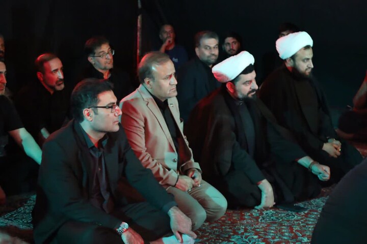 تصاویر / برگزاری مراسم عزاداری ماه محرم در ملایر