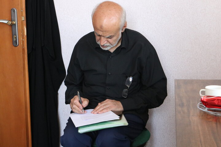 خیرین