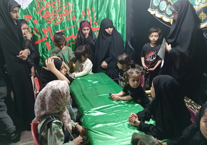 تصاویر/ برگزاری گسترده برنامه‌های قرآنی و فرهنگی در مدارس علمیه خواهران کردستان