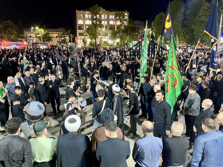 تصاویر/ حضور امام جمعه تالش در دسته های عزاداری شهرستان تالش