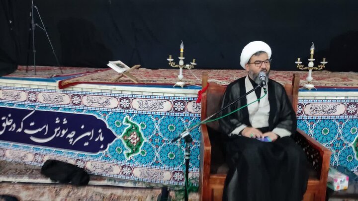 تصاویر/برگزاری همایش احلی من العسل در الیگودرز