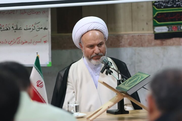 تصاویر/ حضور حجت الاسلام و المسلمین محمدی لائینی در مراسم عزاداری حسینی فرماندهی انتظامی ساری