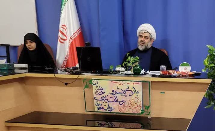 تصاویر/ نشست ویژه مبلغات با حضور شریف تبار مدیر کل تبلیغات اسلامی استان
