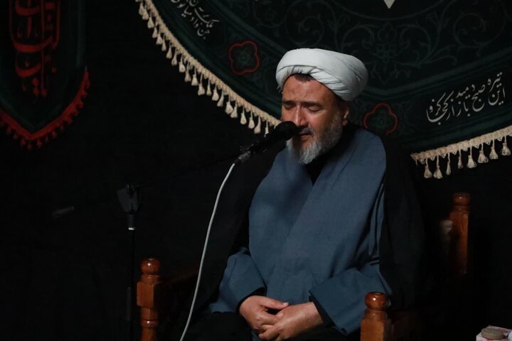 تصاویر/مراسم عزاداری حضرت اباعبدالله‌الحسین(ع) در دفتر نماینده ولی‌فقیه در استان سمنان برگزار شد