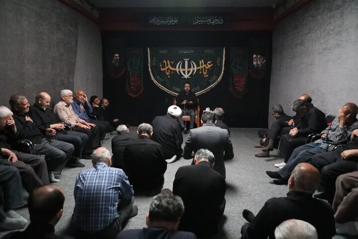 تصاویر/مراسم عزاداری حضرت اباعبدالله‌الحسین(ع) در دفتر نماینده ولی‌فقیه در استان سمنان برگزار شد
