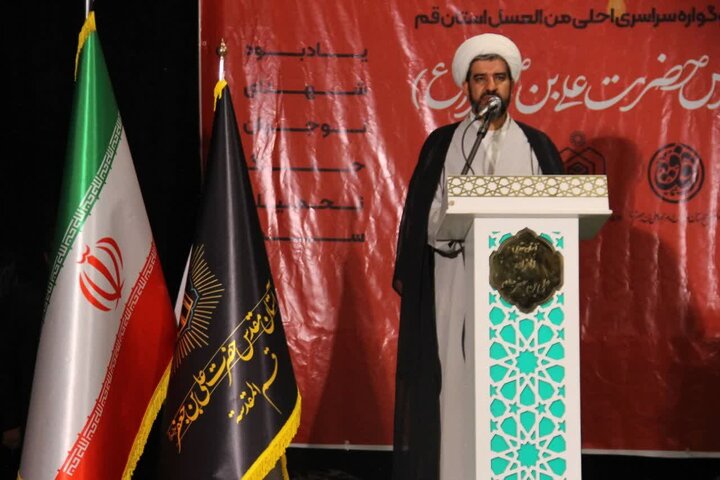 تصاویر / ویژه برنامه «احلی من العسل» ویژه نوجوانان در حرم حضرت علی بن جعفر(ع) قم