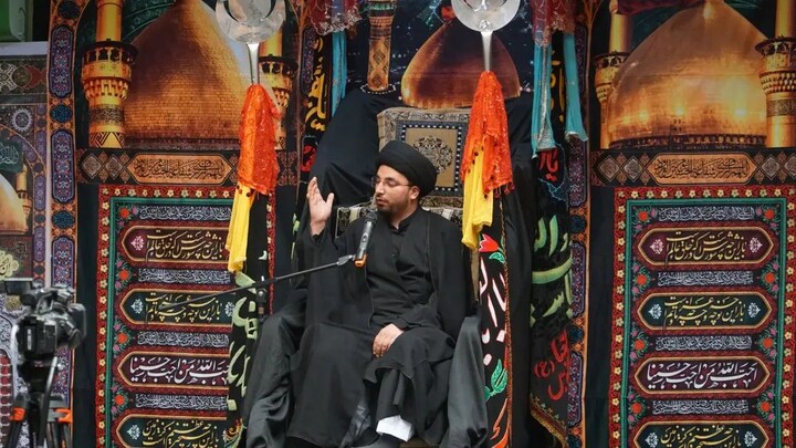 تصاویر/ جلوه‌هایی از مجلس عزای پنجم محرم‌الحرام در جامعهٔ علمای اثنا عشریهٔ کارگل هند