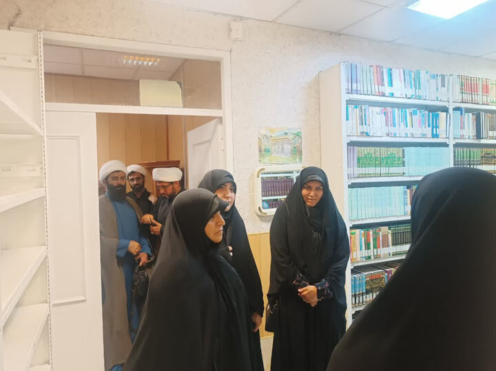 گزارش تصویری/بازدید رئیس و اعضای فراکسیون زنان مجلس شورای اسلامی از دفتر تبلیغات اسلامی حوزه علمیه قم
