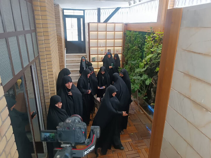 گزارش تصویری/بازدید رئیس و اعضای فراکسیون زنان مجلس شورای اسلامی از دفتر تبلیغات اسلامی حوزه علمیه قم