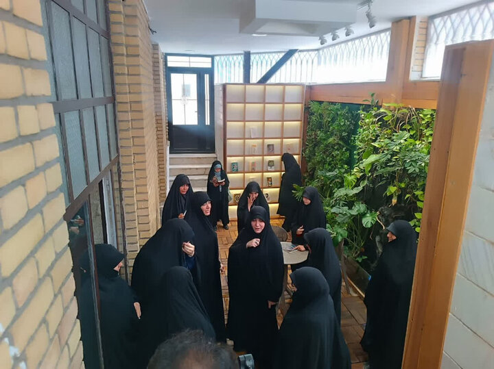 گزارش تصویری/بازدید رئیس و اعضای فراکسیون زنان مجلس شورای اسلامی از دفتر تبلیغات اسلامی حوزه علمیه قم