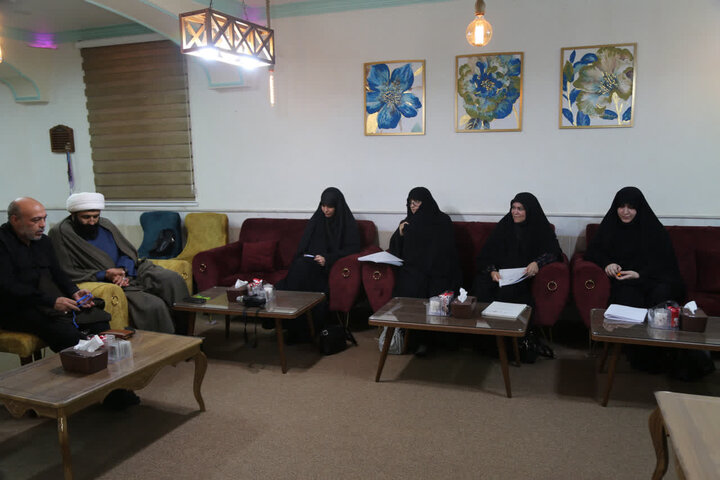 گزارش تصویری/بازدید رئیس و اعضای فراکسیون زنان مجلس شورای اسلامی از دفتر تبلیغات اسلامی حوزه علمیه قم