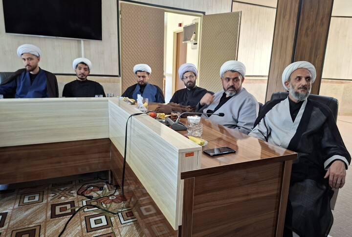 تصاویر/ جلسه تبیینی اساتید حوزه علمیه اردبیل