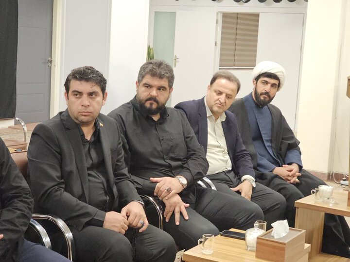 تصاویر/برگزاری ستاد استانی برگزاری مراسمات تشییع امام شهید در کردستان