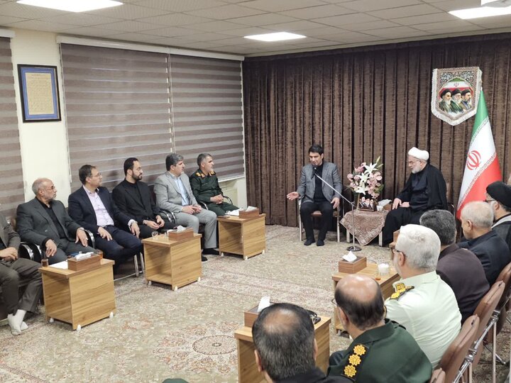 تصاویر/برگزاری ستاد استانی برگزاری مراسمات تشییع امام شهید در کردستان