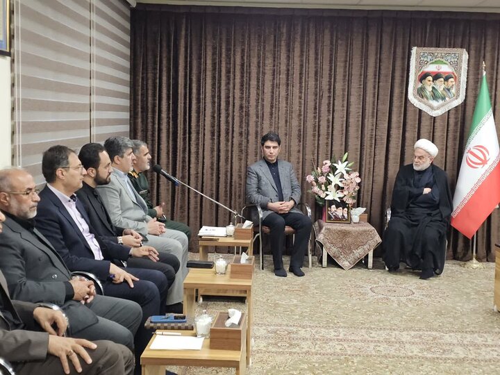 تصاویر/برگزاری ستاد استانی برگزاری مراسمات تشییع امام شهید در کردستان