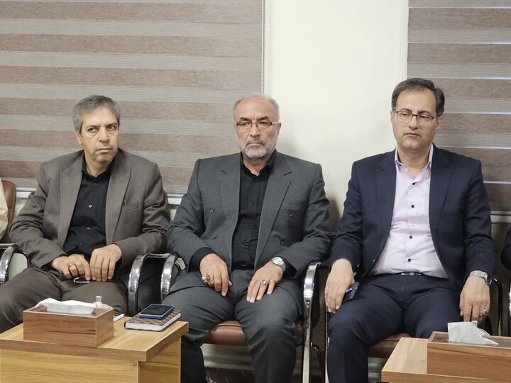 تصاویر/برگزاری ستاد استانی برگزاری مراسمات تشییع امام شهید در کردستان