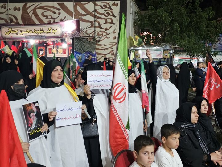 تصاویر/قاب‌هایی از ایستادگی و همدلی؛ تجلی عشق به وطن و عهد با ولایت در دیار سنندج