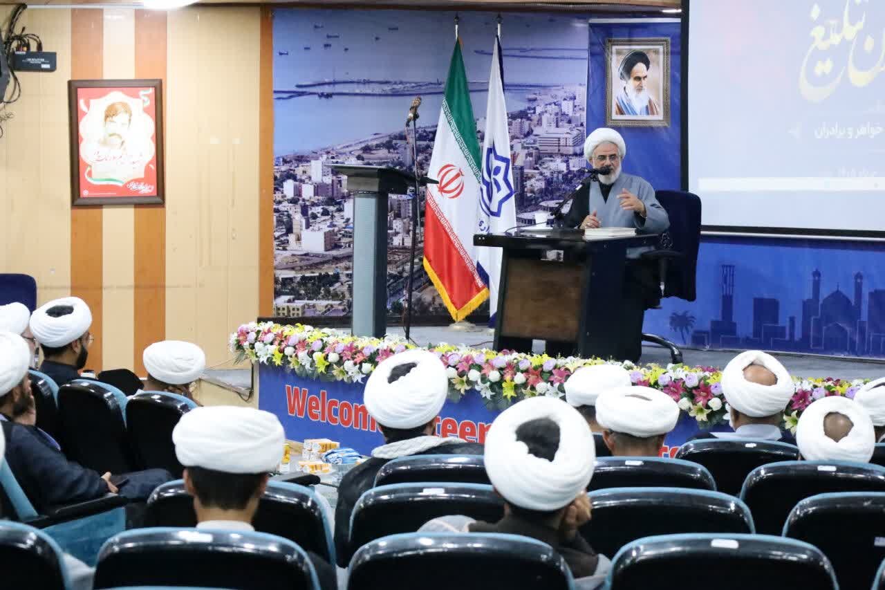 لزوم استفاده از ظرفیت ماه محرم برای تبیین دستاوردهای نظام/ مبلغان دینی پرچمداران «جهاد تبیین» و امیدآفرینی در جامعه هستند