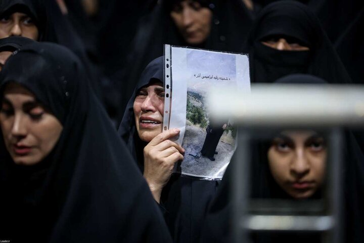 تصاویر/ اولین شب مراسم عزاداری ماه محرم در جوار محل عروج ملکوتی قائد شهید انقلاب