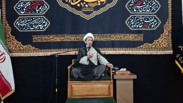 شب هفتم محرم در حرم مطهر امامزاده حسین بن موسی الکاظم(ع) در طبس