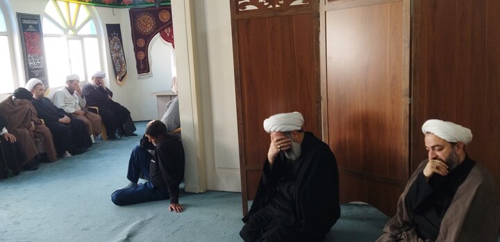 تصاویر/ مراسم سوگواری شهادت امام حسین(ع) در دفتر آیت الله العظمی جوادی آملی