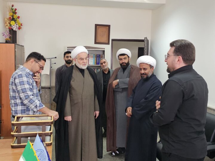 تصاویر/بازدید نماینده ولی‌فقیه در استان از اداره‌کل تبلیغات اسلامی کردستان