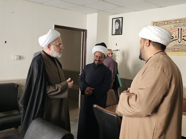 تصاویر/بازدید نماینده ولی‌فقیه در استان از اداره‌کل تبلیغات اسلامی کردستان