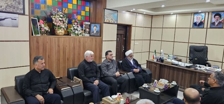 تصاویر/ نشست هماهنگی بزرگداشت رهبر شهید در کنگان