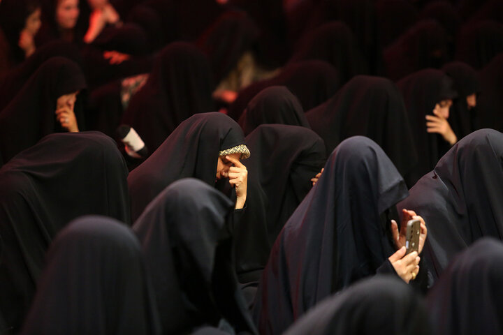 گرامی‌داشت شهدای مظلوم لبنان در محفل عزاداری بانوان حرم بانوی کرامت