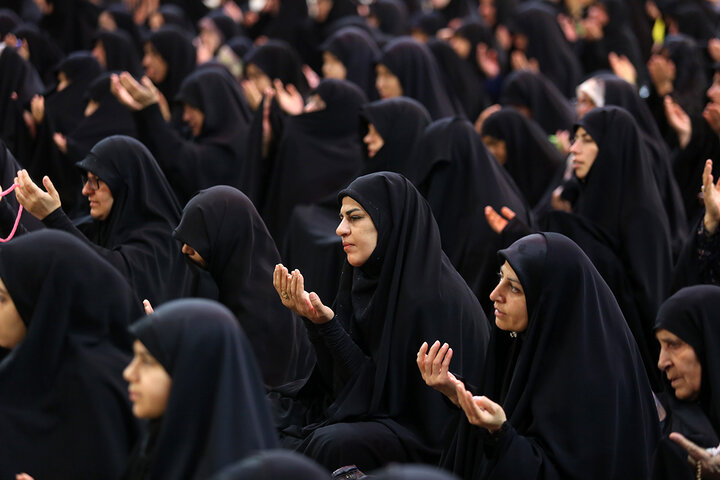 گرامی‌داشت شهدای مظلوم لبنان در محفل عزاداری بانوان حرم بانوی کرامت