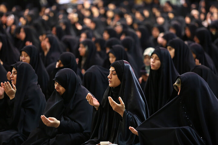 گرامی‌داشت شهدای مظلوم لبنان در محفل عزاداری بانوان حرم بانوی کرامت