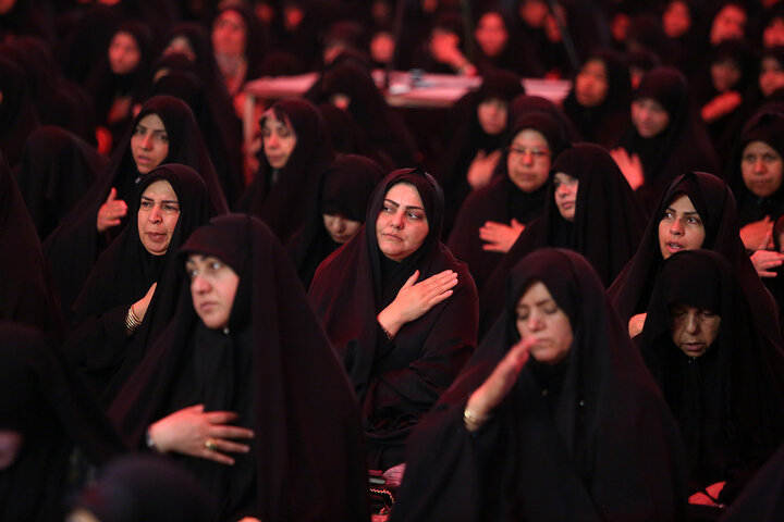 گرامی‌داشت شهدای مظلوم لبنان در محفل عزاداری بانوان حرم بانوی کرامت