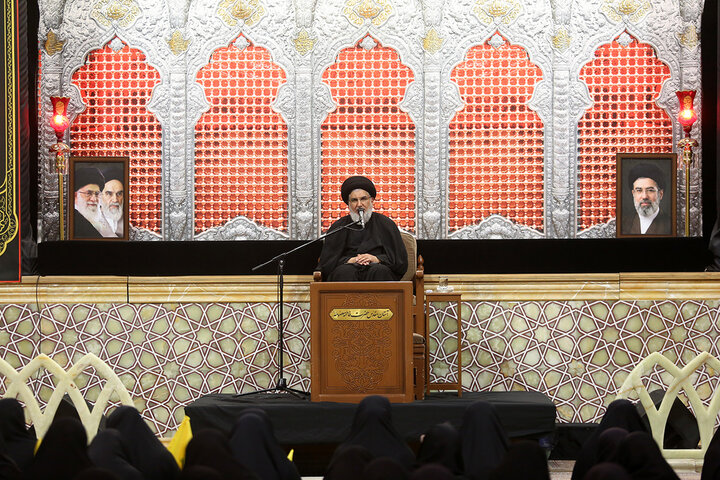 گرامی‌داشت شهدای مظلوم لبنان در محفل عزاداری بانوان حرم بانوی کرامت